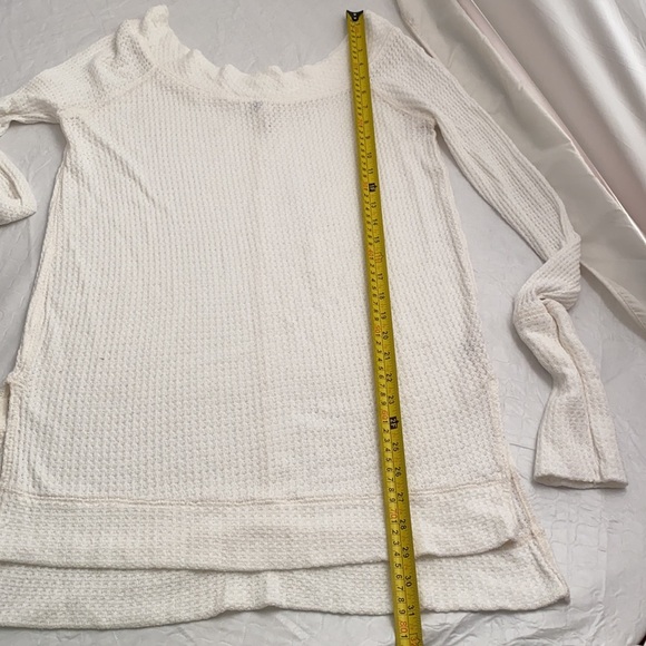 Free People Kate white waffle knit boho off the shoulder tunic top L - Picture 6 of 9